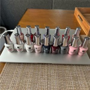 Red Carpet Manicure - 16 Piece Set 💅🏼